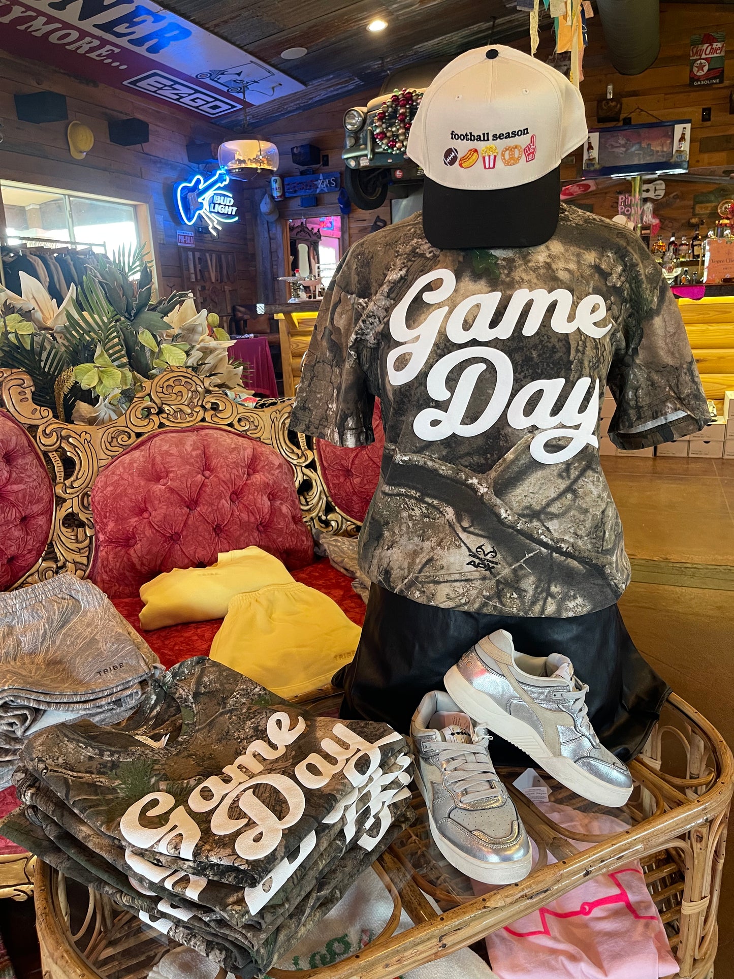 MASCOT CAMO TEE