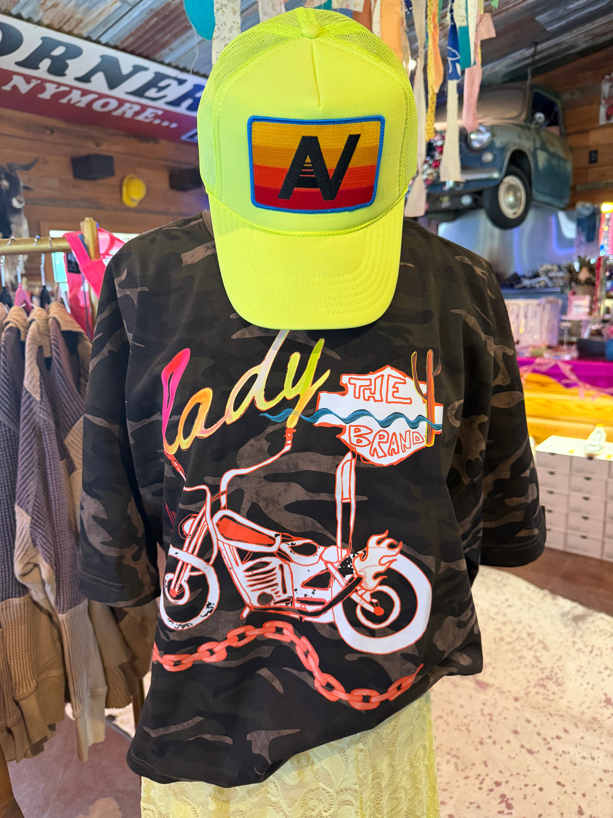 Lady the Brand Camo crop