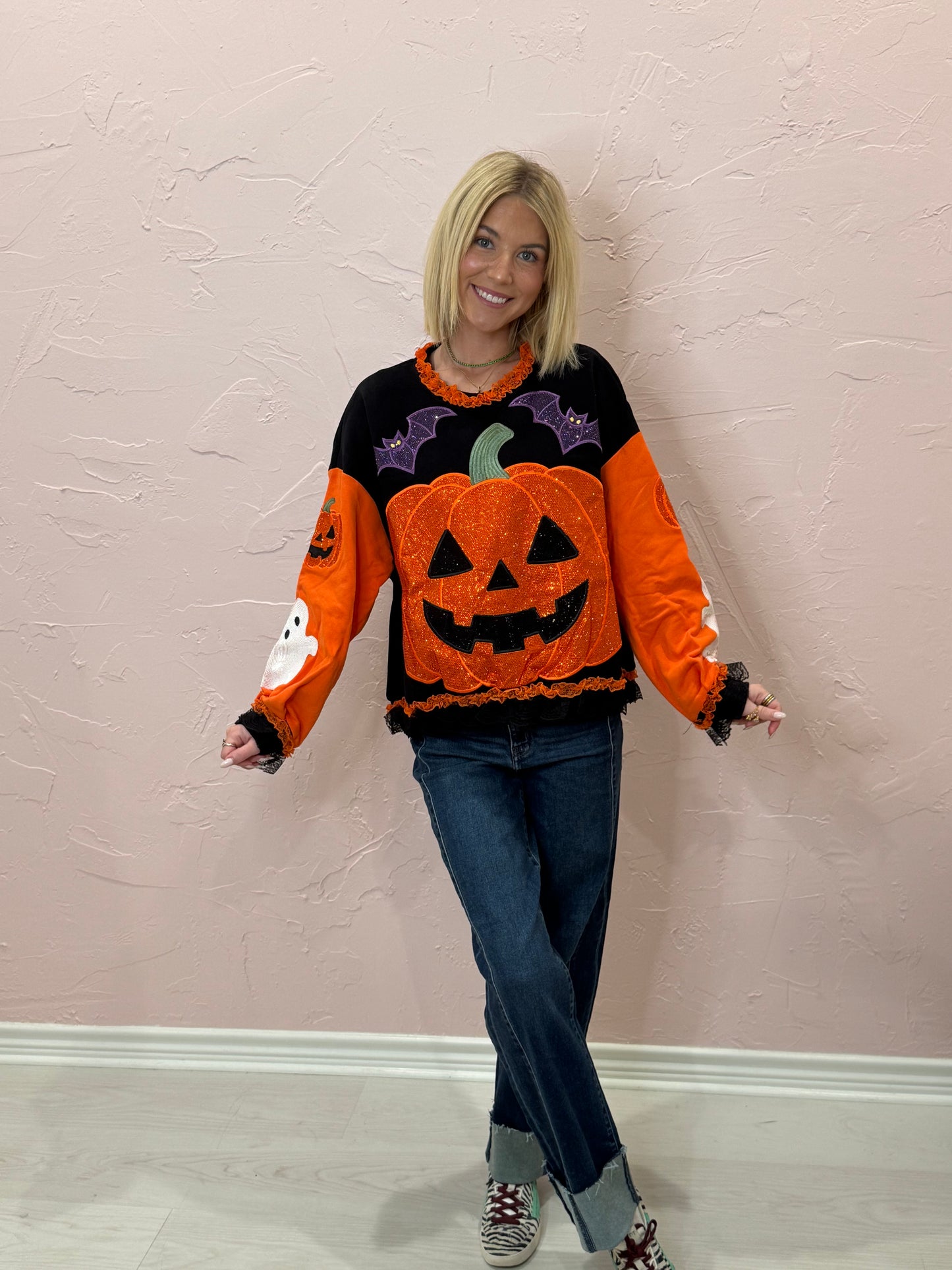 RUFFLE LACE TRIM PUMPKIN SWEATSHIRT